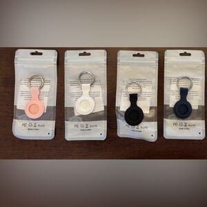Silicone Keychain Holders for AirTag